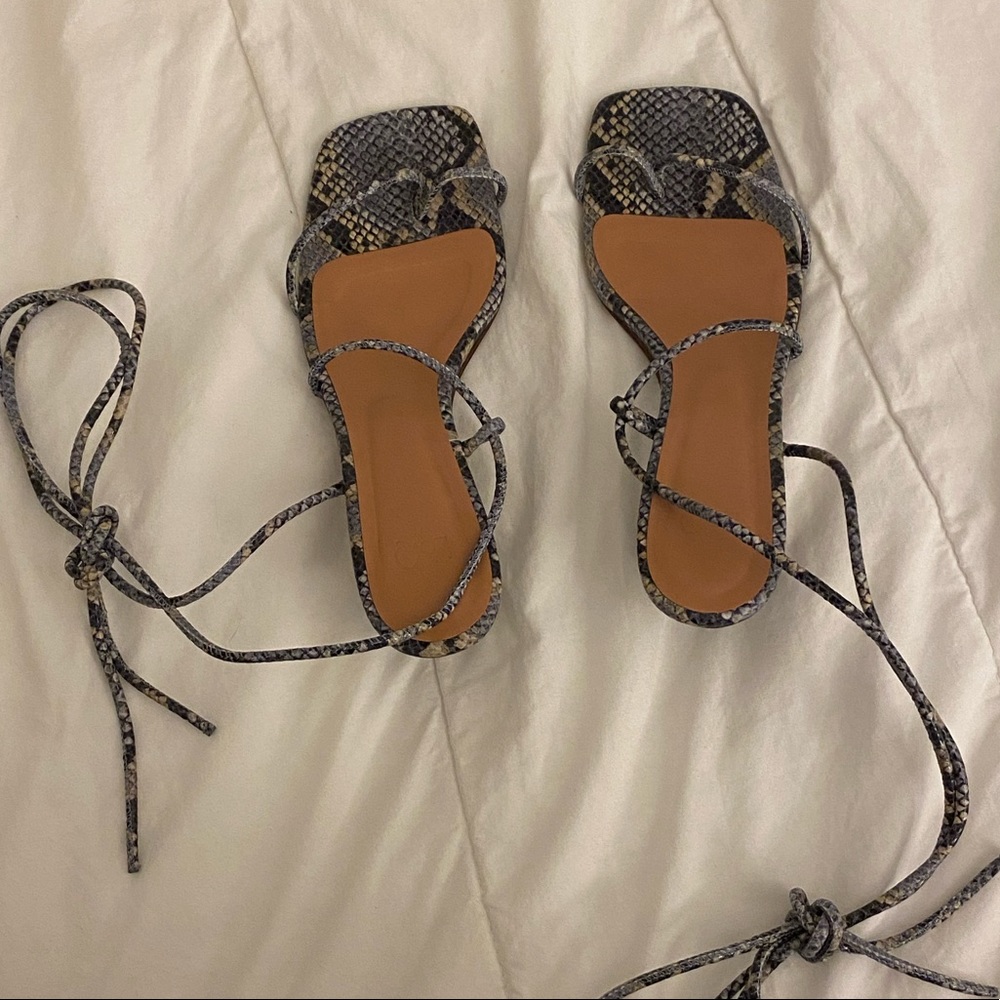 LoQ Roma lace up Sandals in Luna Snake size 37 kitten heel wrap leather open toe - Picture 2 of 10